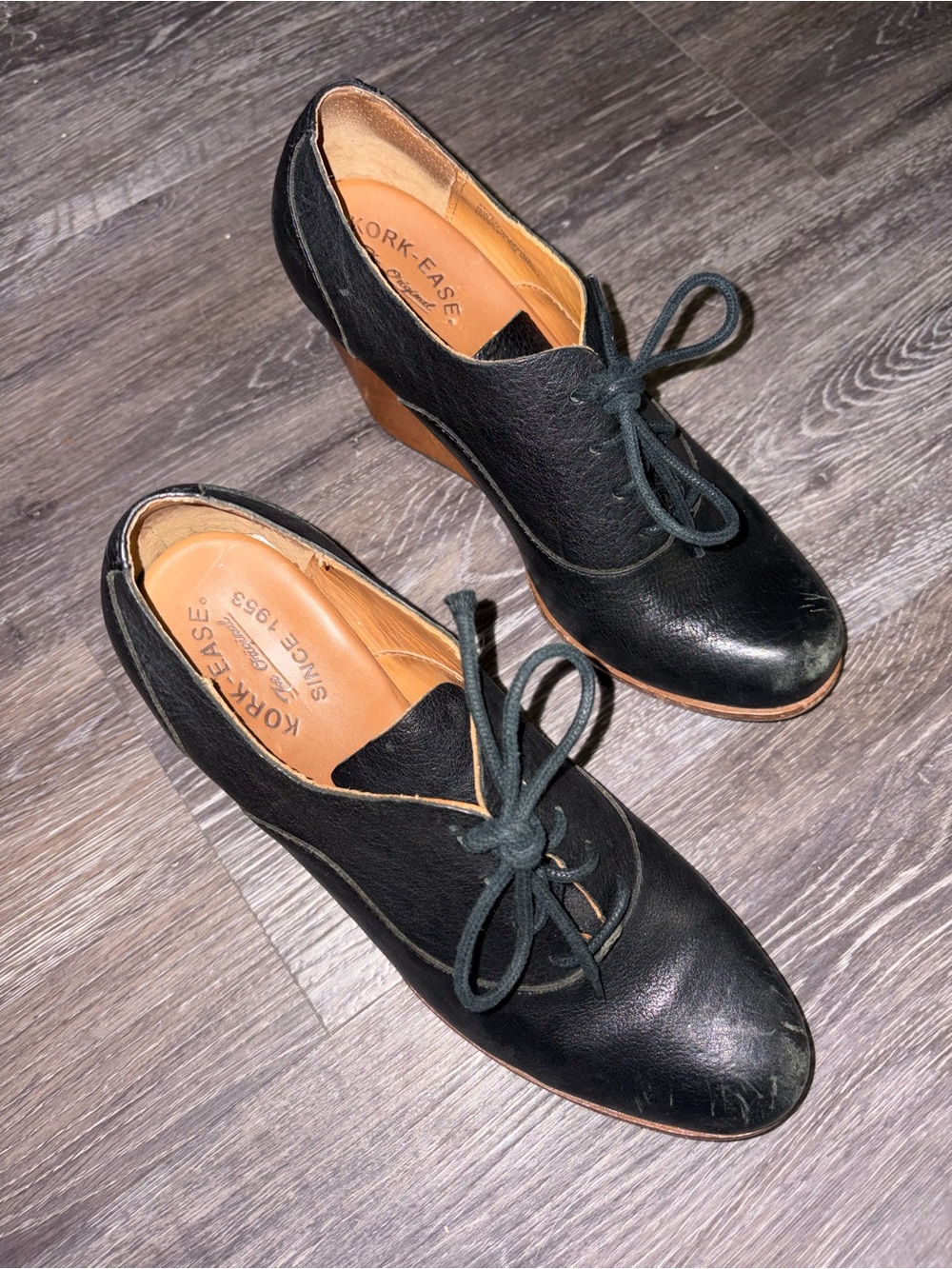 Kork-Ease Black Leather Lace-Up Wedge Oxford Heels Size 9.5